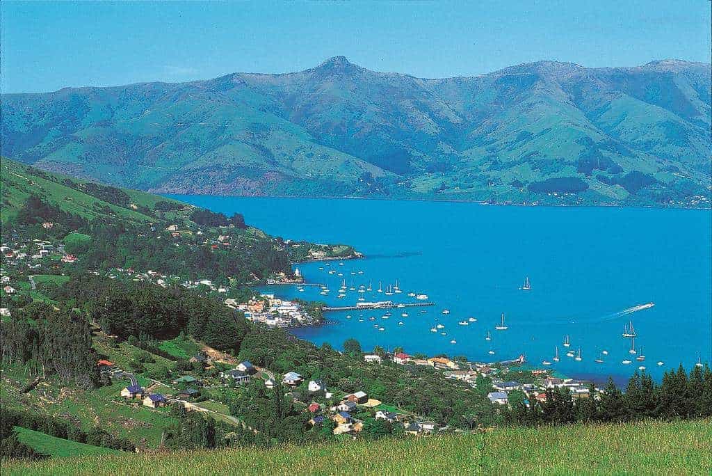 Akaroa – Christchurch City Sights with Willowbank