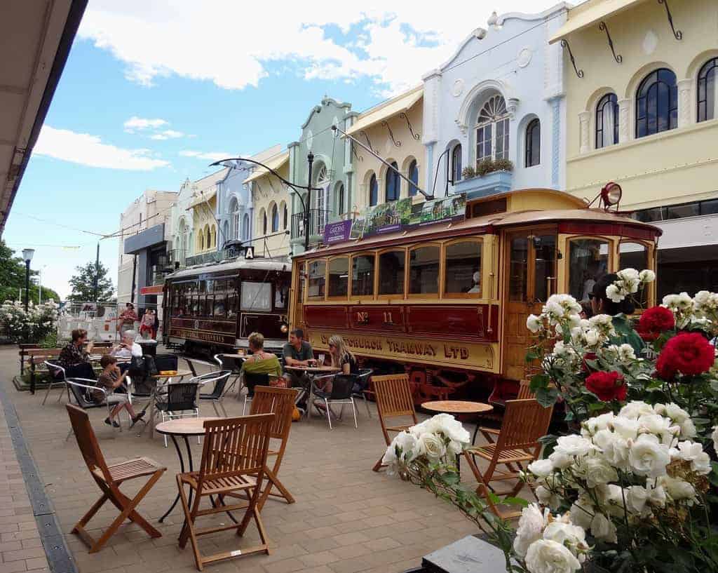 Akaroa – Christchurch Sightseeing with Giants House Tour