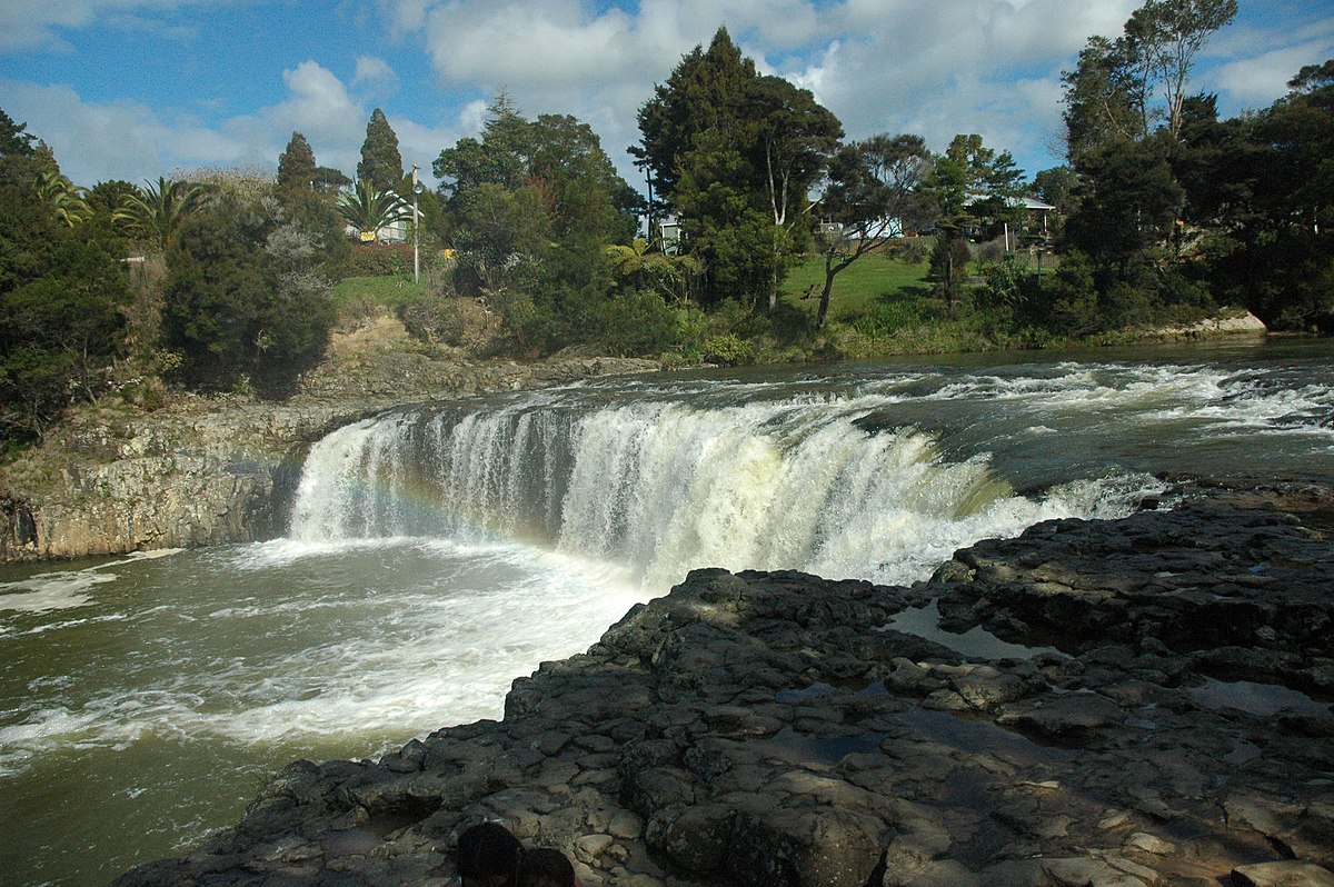 Bay of Islands – Small Group Sightseeing Tour