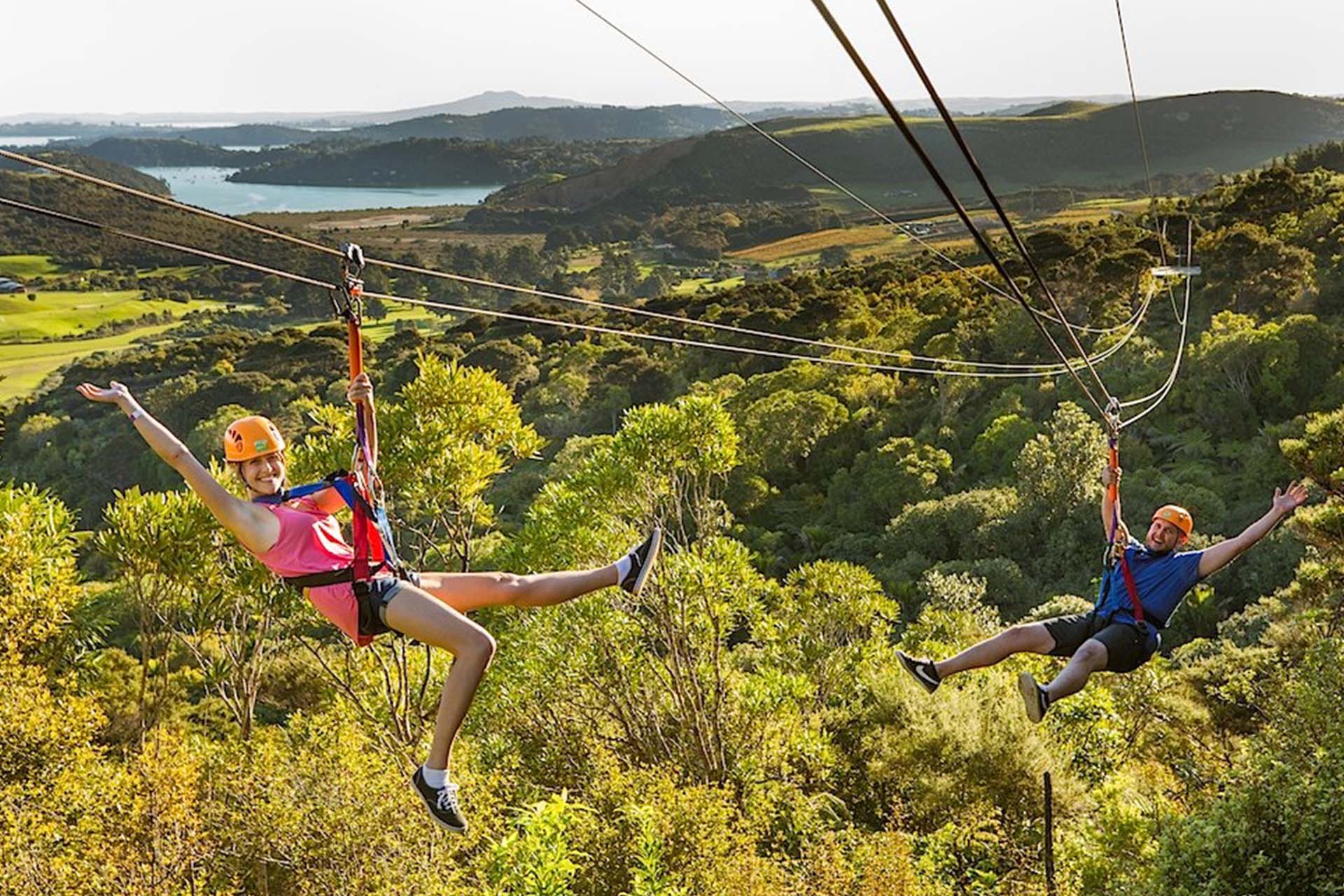 Auckland – Waiheke Island & Eco Zip Lines
